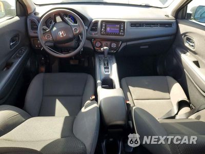 Zdjęcie 8 z 12 samochodu: 2021 HONDA HR-V LX VIN:3CZRU5H33MM709817 - miniatura