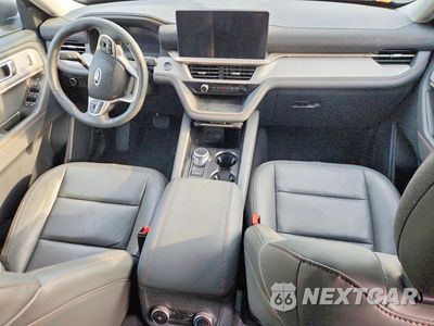 Zdjęcie 8 z 14 samochodu: 2025 FORD EXPLORER ACTIVE VIN:1FMUK8DHXSGC92353 - miniatura
