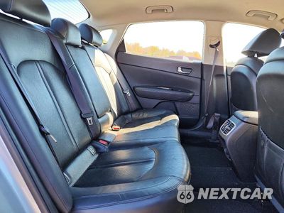 Zdjęcie 10 z 12 samochodu: 2017 KIA OPTIMA HYBRID EX VIN:KNAGU4LE6H5012344 - miniatura