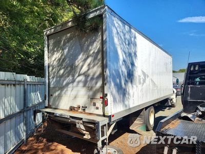 Trzecie zdjęcie samochodu z tyłu: 2024 INTERNATIONAL MV607 BOX TRUCK VIN:3HAEUMML2RL040386 - miniatura