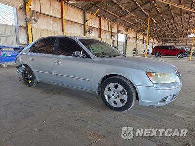 Czwarte zdjęcie samochodu z boku: 2010 HYUNDAI SONATA GLS VIN:5NPET4AC5AH621705 - miniatura