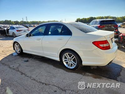 Drugie zdjęcie samochodu z przodu: 2012 MERCEDES-BENZ C 300 4MATIC VIN:WDDGF8BB7CR202012 - miniatura