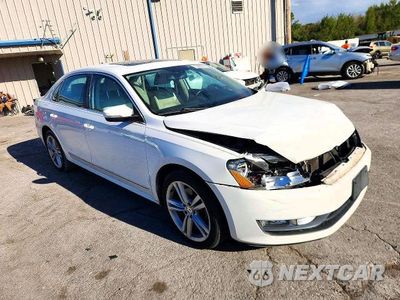 Czwarte zdjęcie samochodu z boku: 2014 VOLKSWAGEN PASSAT SEL VIN:1VWCN7A30EC092469 - miniatura