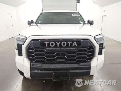 Piąte zdjęcie samochodu w środku: 2024 TOYOTA TUNDRA TRD PRO HV VIN:5TFPC5DB9RX045375 - miniatura