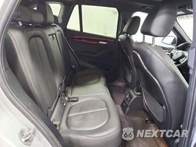 Zdjęcie 11 z 14 samochodu: 2021 BMW X1 XDRIVE28I VIN:WBXJG9C04M5T94212 - miniatura
