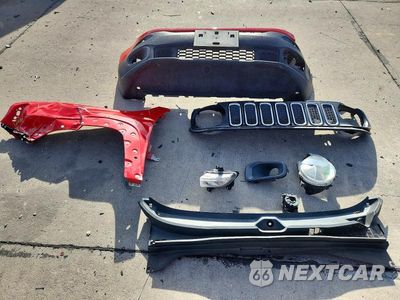 Zdjęcie 13 z 14 samochodu: 2016 JEEP RENEGADE LATITUDE VIN:ZACCJBBT2GPE34454 - miniatura