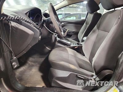 Zdjęcie 7 z 13 samochodu: 2013 FORD FOCUS SE VIN:1FADP3K28DL131880 - miniatura