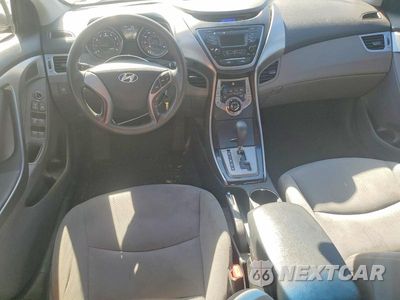 Zdjęcie 8 z 12 samochodu: 2013 HYUNDAI ELANTRA GLS VIN:5NPDH4AE2DH262042 - miniatura