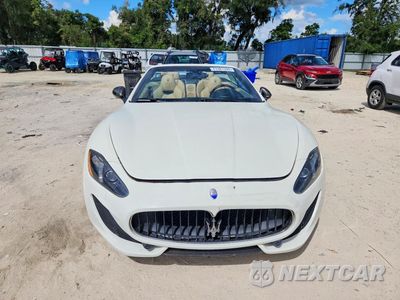 Piąte zdjęcie samochodu w środku: 2016 MASERATI GRANTURISMO S VIN:ZAM45VMA1G0172563 - miniatura