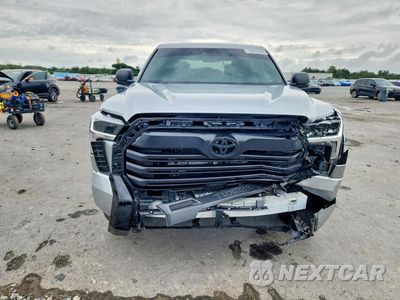 Piąte zdjęcie samochodu w środku: 2026 TOYOTA TUNDRA SR VIN:5TFKB5AB8TX054805 - miniatura
