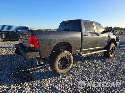 Trzecie zdjęcie samochodu z tyłu: 2018 RAM 2500 SLT VIN:3C6UR5DL3JG398334 - miniatura