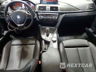 Zdjęcie 8 z 12 samochodu: 2018 BMW 330 XI VIN:WBA8D9G56JNU72699 - miniatura