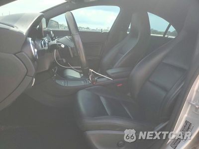 Zdjęcie 7 z 13 samochodu: 2015 MERCEDES-BENZ CLA 250 VIN:WDDSJ4EBXFN170326 - miniatura