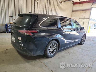 Trzecie zdjęcie samochodu z tyłu: 2022 TOYOTA SIENNA LE VIN:5TDKRKEC9NS129405 - miniatura