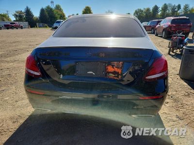 Zdjęcie 6 z 12 samochodu: 2019 MERCEDES-BENZ E 300 4MATIC VIN:WDDZF4KB6KA550592 - miniatura