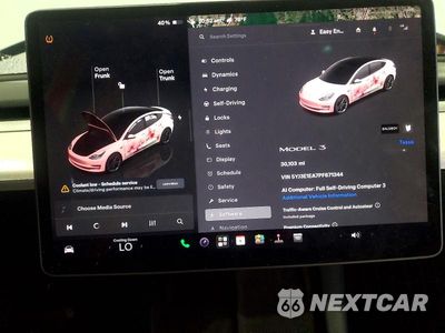 Zdjęcie 9 z 13 samochodu: 2023 TESLA MODEL 3 VIN:5YJ3E1EA7PF671344 - miniatura