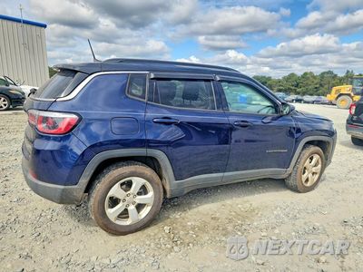 Trzecie zdjęcie samochodu z tyłu: 2018 JEEP COMPASS LATITUDE VIN:3C4NJDBB8JT434809 - miniatura