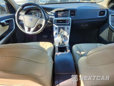 Zdjęcie 8 z 13 samochodu: 2018 VOLVO S60 DYNAMIC VIN:YV126MFL6J2451143 - miniatura