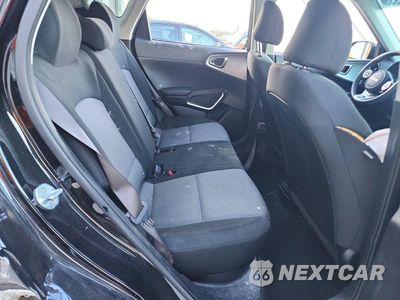 Zdjęcie 10 z 12 samochodu: 2023 KIA SOUL S VIN:KNDJ23AU3P7850028 - miniatura