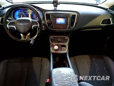 Zdjęcie 8 z 13 samochodu: 2015 CHRYSLER 200 200C VIN:1C3CCCAB8FN582516 - miniatura