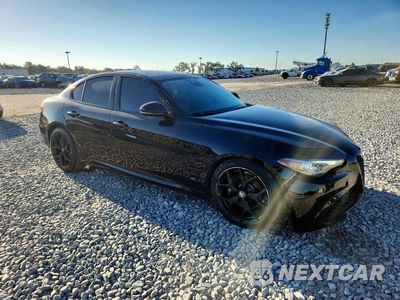 Czwarte zdjęcie samochodu z boku: 2020 ALFA ROMEO GIULIA VIN:ZARFAMAN7L7632312 - miniatura