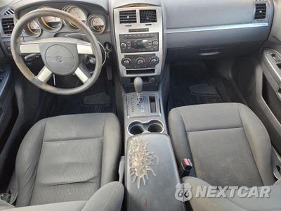Zdjęcie 8 z 12 samochodu: 2009 DODGE CHARGER SXT VIN:2B3KA33V79H573860 - miniatura