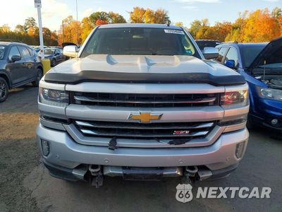 Piąte zdjęcie samochodu w środku: 2017 CHEVROLET SILVERADO K1500 LTZ VIN:3GCUKSEJ3HG410579 - miniatura