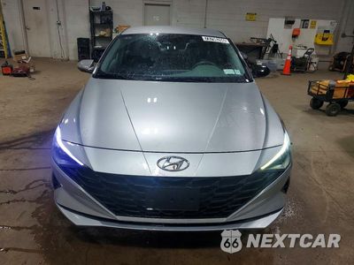 Piąte zdjęcie samochodu w środku: 2023 HYUNDAI ELANTRA SEL VIN:5NPLM4AG3PH103401 - miniatura