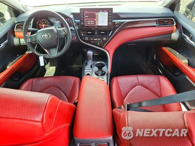 Zdjęcie 8 z 12 samochodu: 2022 TOYOTA CAMRY XSE VIN:4T1K61AK1NU066338 - miniatura