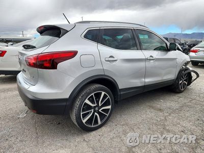 Trzecie zdjęcie samochodu z tyłu: 2017 NISSAN ROGUE SPORT SL VIN:JN1BJ1CP4HW003564 - miniatura
