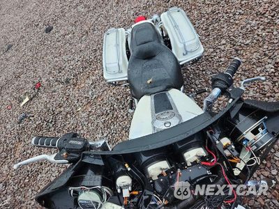 Piąte zdjęcie samochodu w środku: 2011 HARLEY-DAVIDSON FLHTP VIN:1HD1FMM14BB631840 - miniatura