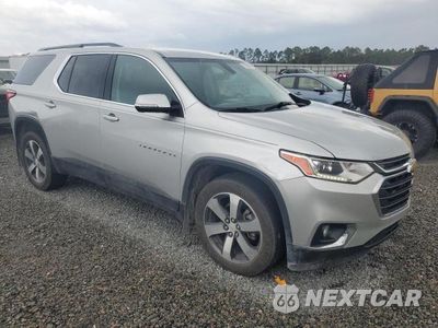 Czwarte zdjęcie samochodu z boku: 2020 CHEVROLET TRAVERSE LT VIN:1GNEVHKW7LJ135201 - miniatura