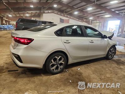 Trzecie zdjęcie samochodu z tyłu: 2020 KIA FORTE LXS VIN:3KPF24AD1LE234463 - miniatura
