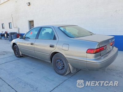 Drugie zdjęcie samochodu z przodu: 1998 TOYOTA CAMRY LE VIN:4T1BG28K1WU206740 - miniatura