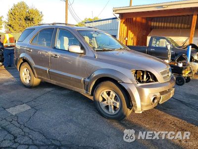 Czwarte zdjęcie samochodu z boku: 2006 KIA SORENTO LX VIN:KNDJC733365587817 - miniatura