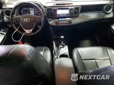 Zdjęcie 8 z 12 samochodu: 2017 TOYOTA RAV4 XLE VIN:JTMRFREV4HD220339 - miniatura