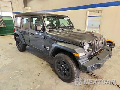 Czwarte zdjęcie samochodu z boku: 2018 JEEP WRANGLER UNLIMITED SPORT VIN:1C4HJXDG5JW127907 - miniatura