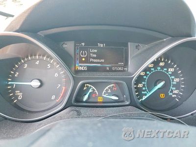 Zdjęcie 9 z 12 samochodu: 2016 FORD ESCAPE SE VIN:1FMCU0GX1GUB20568 - miniatura