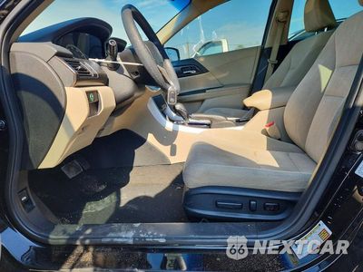 Zdjęcie 7 z 13 samochodu: 2013 HONDA ACCORD EX VIN:1HGCR2F7XDA059111 - miniatura