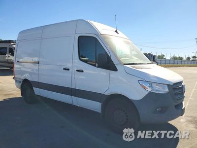 Czwarte zdjęcie samochodu z boku: 2020 MERCEDES-BENZ SPRINTER 2500 VIN:W1Y4EBHY2LT037784 - miniatura