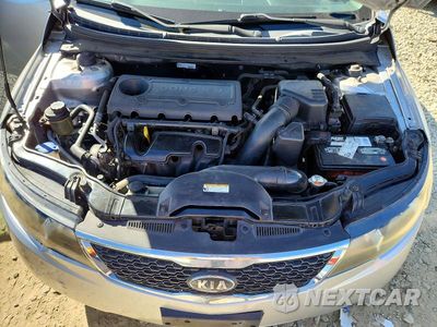 Zdjęcie 11 z 12 samochodu: 2012 KIA FORTE EX VIN:KNAFU4A28C5635008 - miniatura