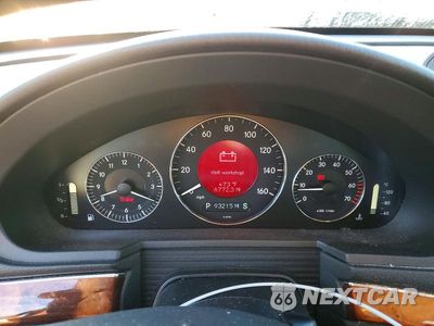 Zdjęcie 9 z 12 samochodu: 2004 MERCEDES-BENZ E 320 VIN:WDBUF65J94A434744 - miniatura