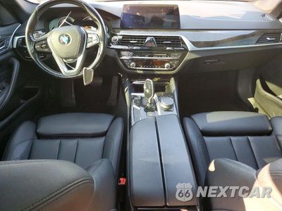 Zdjęcie 8 z 12 samochodu: 2018 BMW 530 XI VIN:WBAJA7C57JWA72510 - miniatura