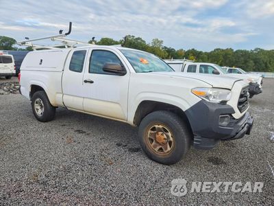 Czwarte zdjęcie samochodu z boku: 2017 TOYOTA TACOMA SR VIN:5TFRX5GN1HX088237 - miniatura