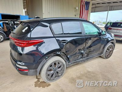 Trzecie zdjęcie samochodu z tyłu: 2022 KIA SPORTAGE S VIN:KNDP63AC7N7008151 - miniatura