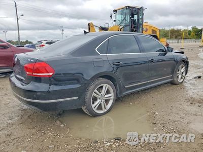 Trzecie zdjęcie samochodu z tyłu: 2013 VOLKSWAGEN PASSAT SEL VIN:1VWCN7A34DC116903 - miniatura