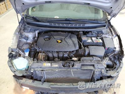 Zdjęcie 11 z 12 samochodu: 2016 HYUNDAI ELANTRA SE VIN:5NPDH4AEXGH783465 - miniatura