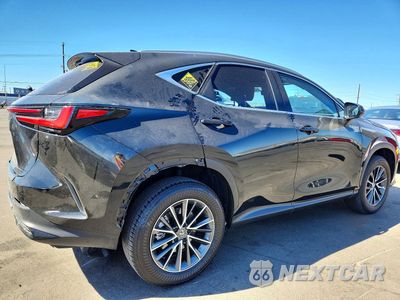 Trzecie zdjęcie samochodu z tyłu: 2024 LEXUS NX 350H BASE VIN:JTJAKCEZ6R5019978 - miniatura