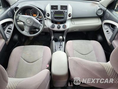 Zdjęcie 8 z 13 samochodu: 2008 TOYOTA RAV4 BASE VIN:JTMBD33V986071373 - miniatura