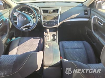 Zdjęcie 8 z 12 samochodu: 2016 NISSAN ALTIMA 2.5 S VIN:1N4AL3APXGN328280 - miniatura